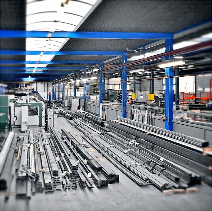 棒料圆钢堆地上占用空间 棒料圆钢堆地上占用空间